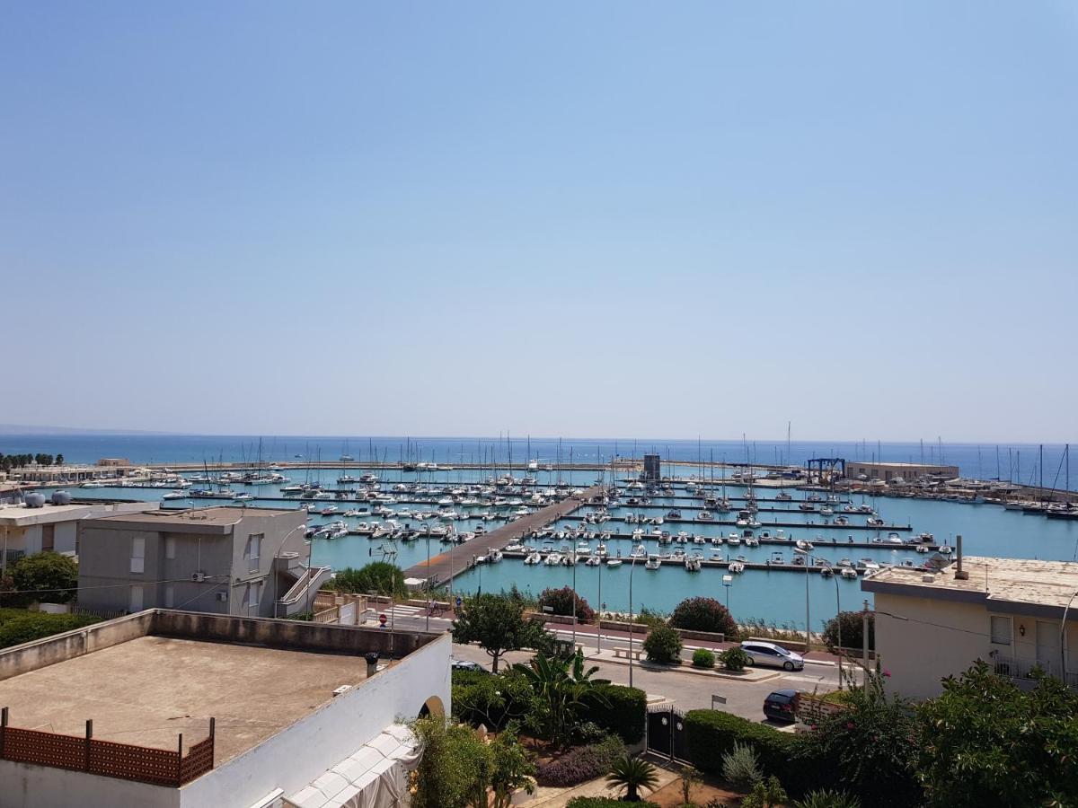 Residence Andrea Doria Marina di Ragusa Exterior foto